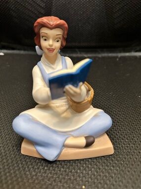 Disney Beauty and the Beast “Bookish Beauty”